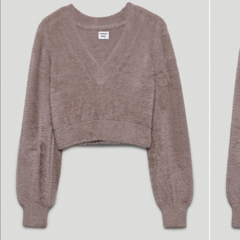 Aritzia Sunday Best Kitten V Neck Sweater